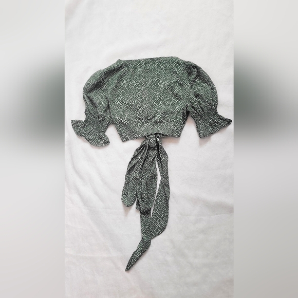 NWT! J.O.A. Anthropologie Spring Polka Dot Print Women's Ariel Wrap Crop Top XS - Picture 12 of 16